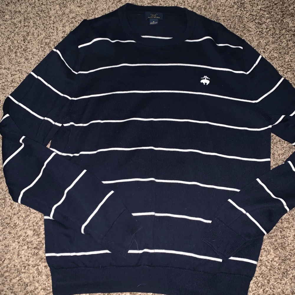 Men’s pullover sweater